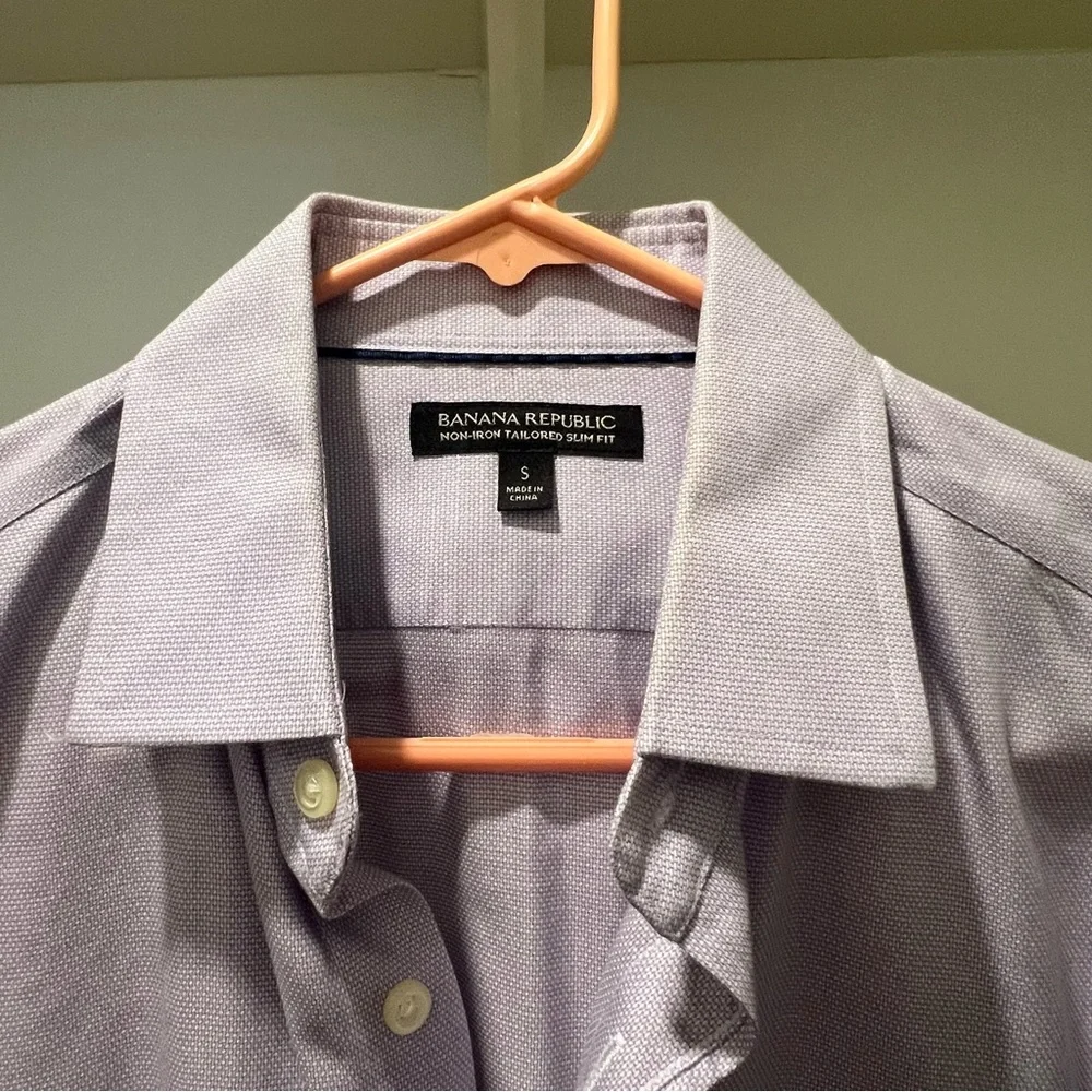 Banana Republic Mens Lavender Dress Shirt